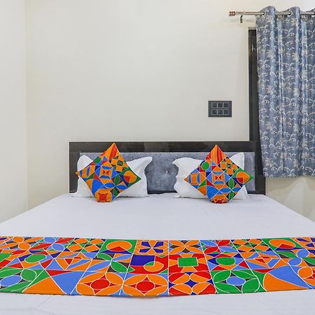Fabexpress Awadh Inn - 400M From Shri Ram Janam Bhumi Ayodhya Esterno foto