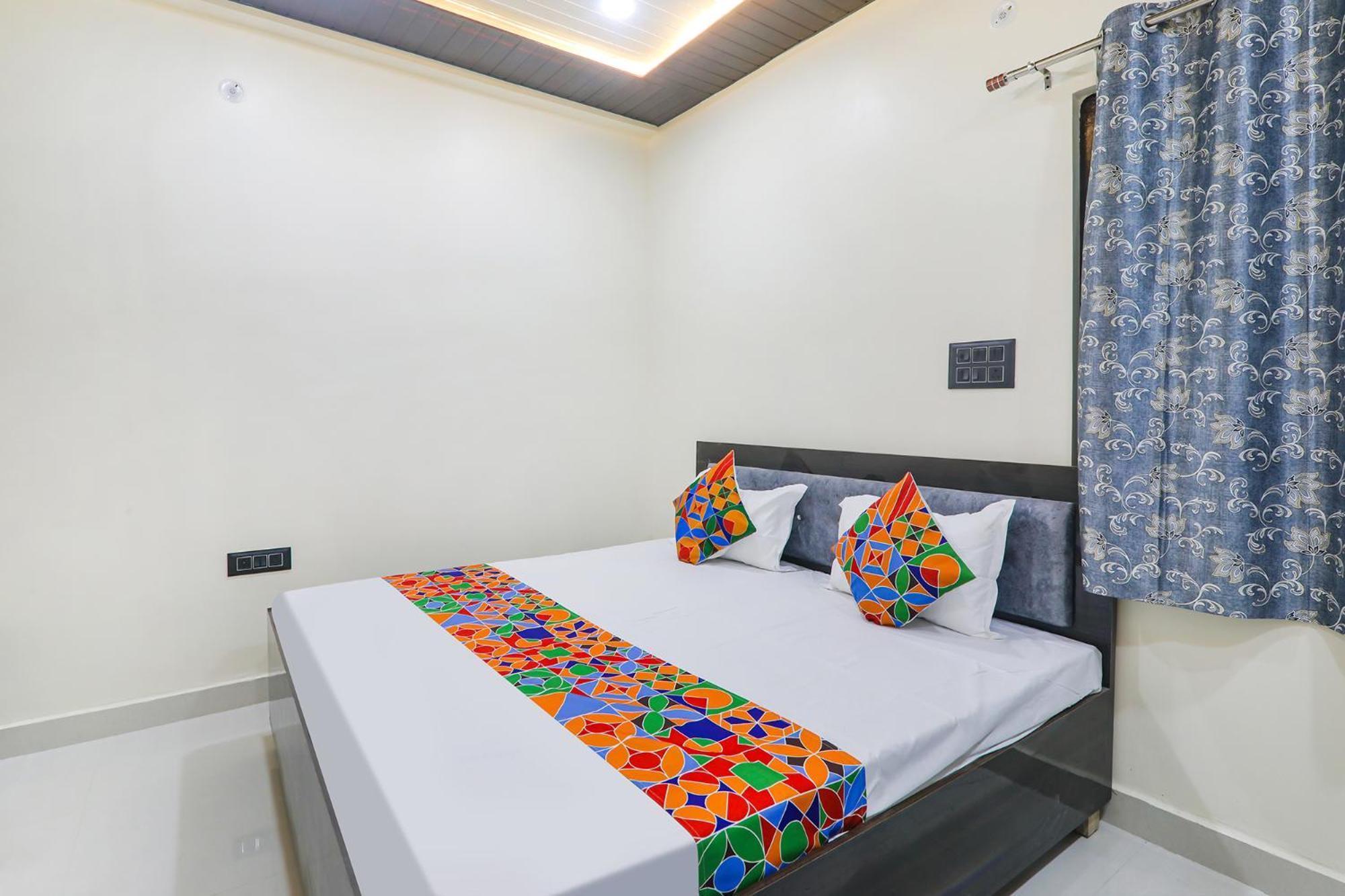 Fabexpress Awadh Inn - 400M From Shri Ram Janam Bhumi Ayodhya Esterno foto