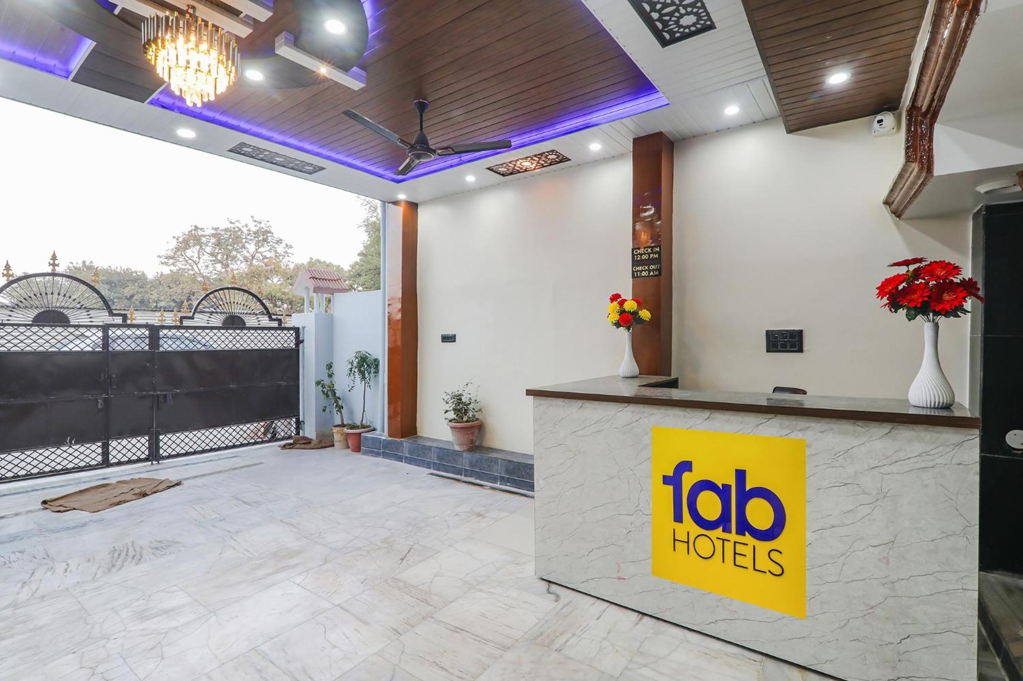 Fabexpress Awadh Inn - 400M From Shri Ram Janam Bhumi Ayodhya Esterno foto