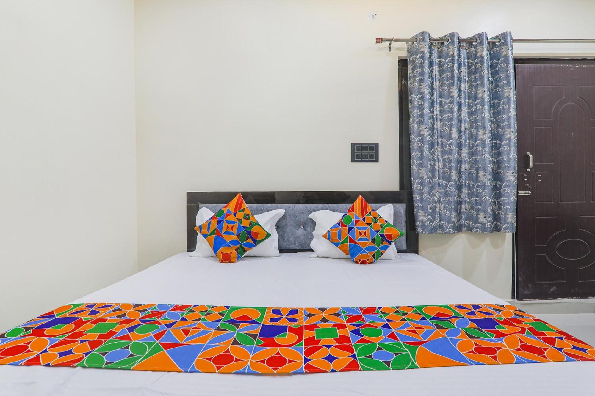 Fabexpress Awadh Inn - 400M From Shri Ram Janam Bhumi Ayodhya Esterno foto